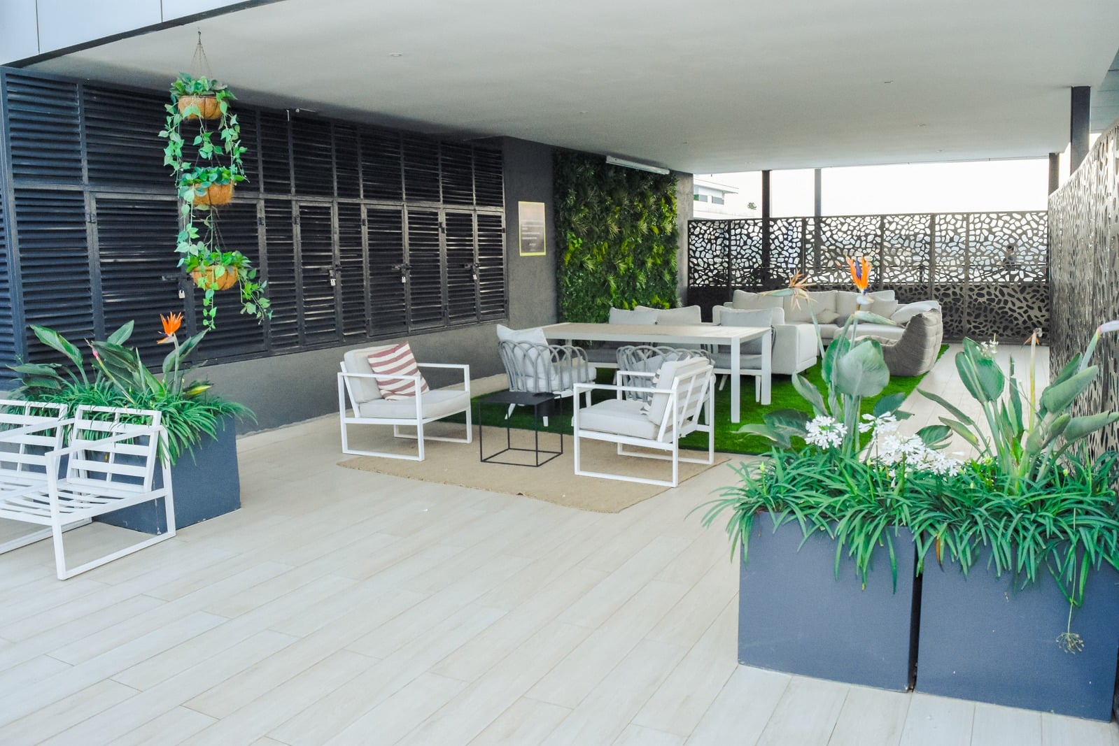 Rooftop lounge