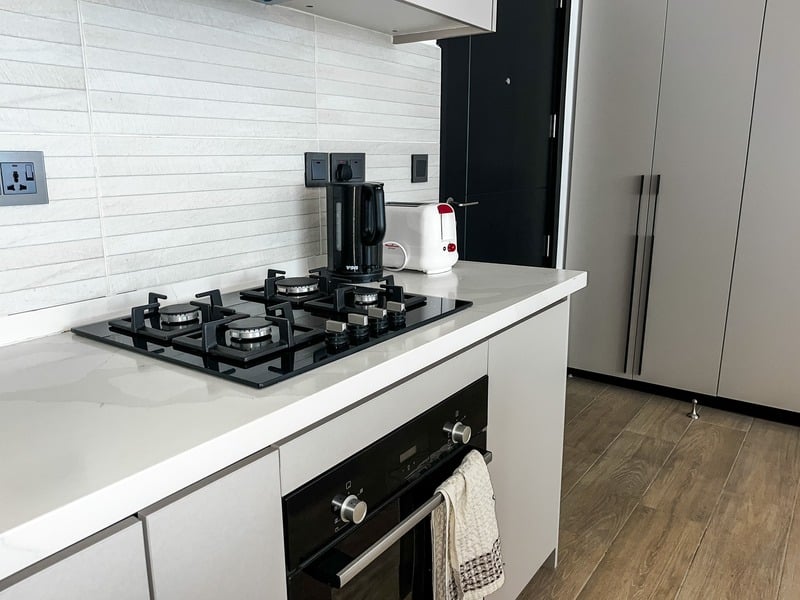 The Sierra — the kitchen, hob and oven
